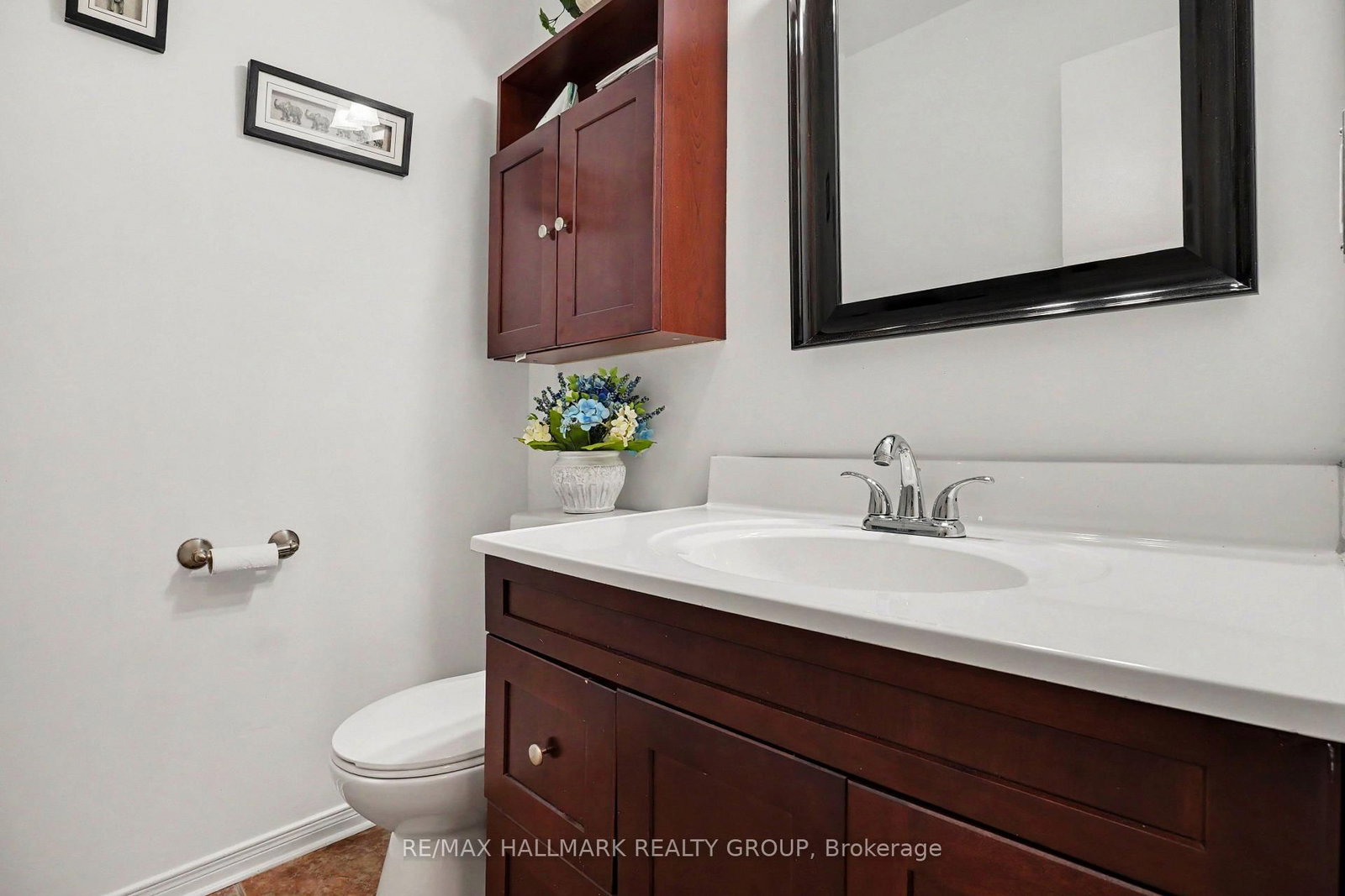 24 Garden Avenue • Perth, ON photo 12