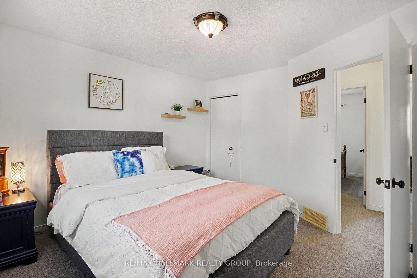 24 Garden Avenue • Perth, ON photo 15