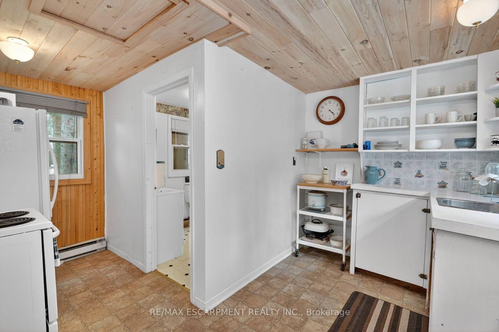 1257 Paint Lake Road • Lake of Bays, ON photo 10