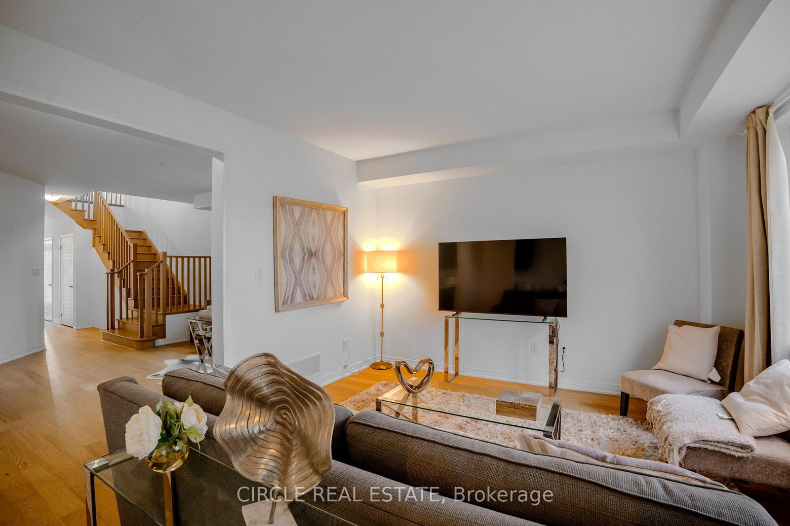 30 Heritage Way • Thorold, ON photo 10