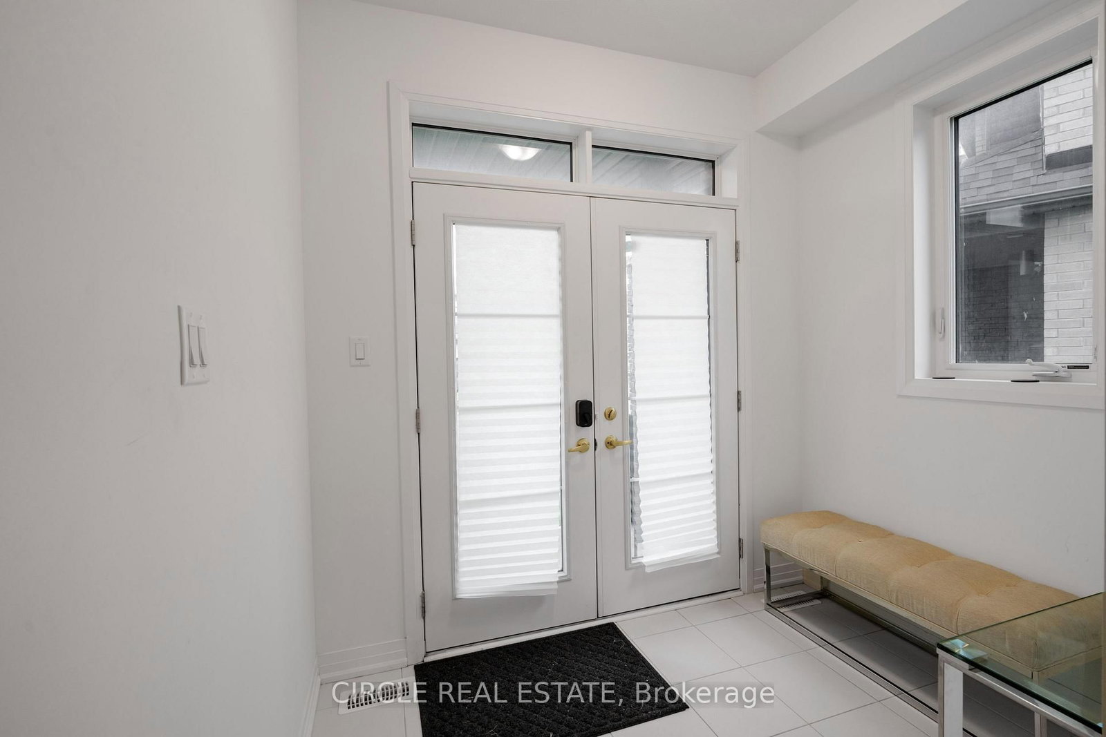 30 Heritage Way • Thorold, ON photo 4