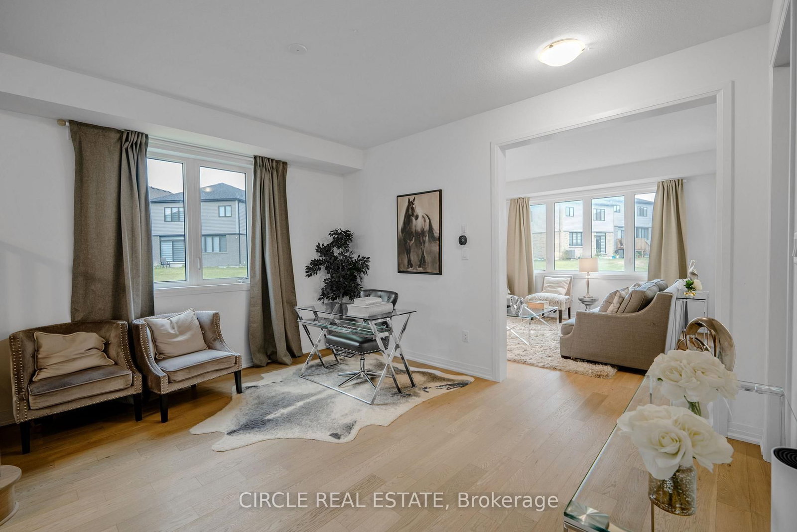 30 Heritage Way • Thorold, ON photo 8