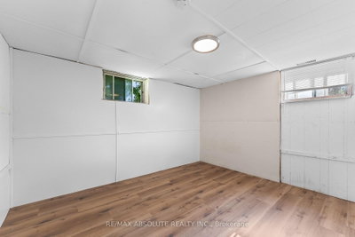 1112 Francis Street • Battersea, ON photo 8