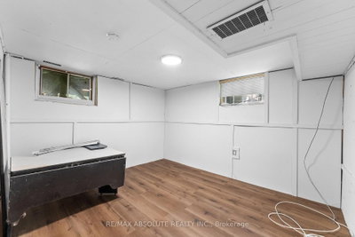 1112 Francis Street • Battersea, ON photo 9