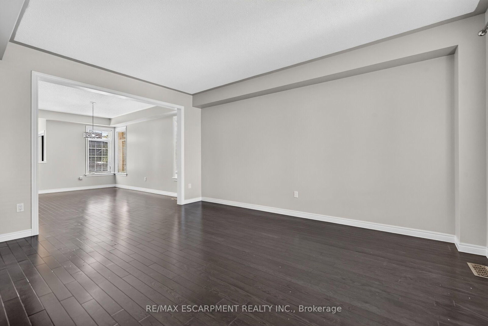 44 Matteo Trail • Hamilton, ON photo 14