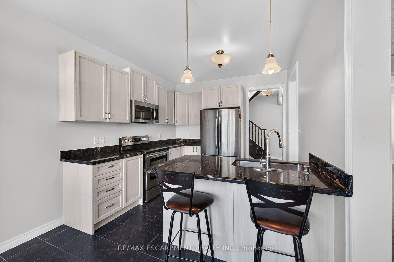 44 Matteo Trail • Hamilton, ON photo 18