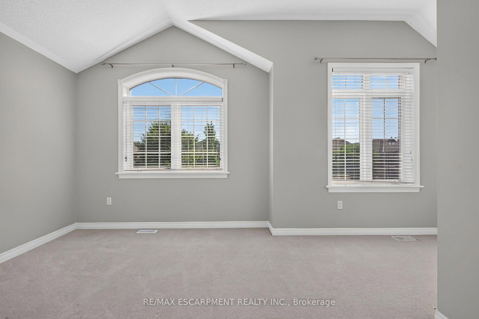 44 Matteo Trail • Hamilton, ON photo 26