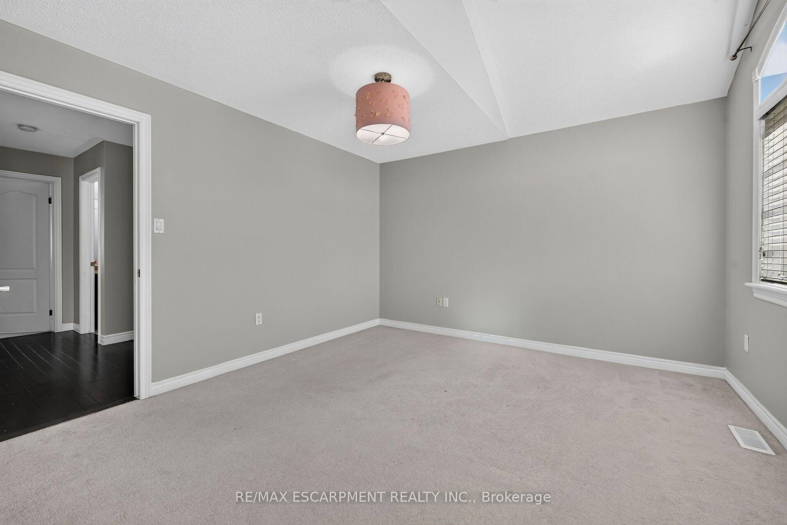 44 Matteo Trail • Hamilton, ON photo 28