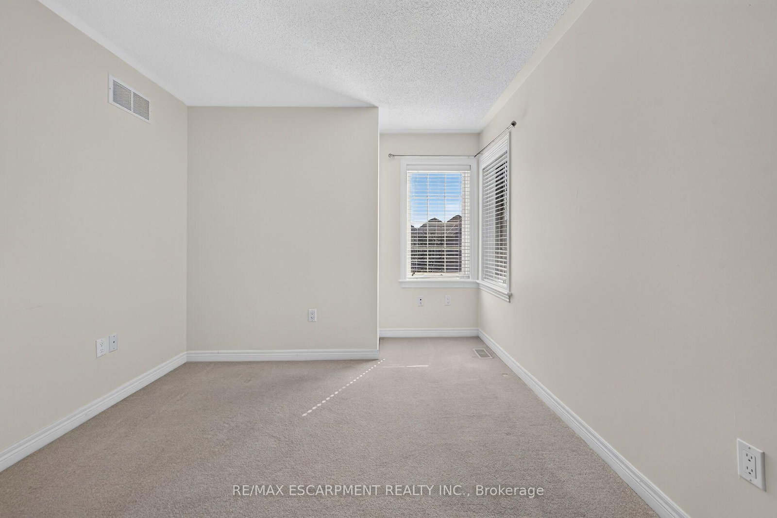 44 Matteo Trail • Hamilton, ON photo 30