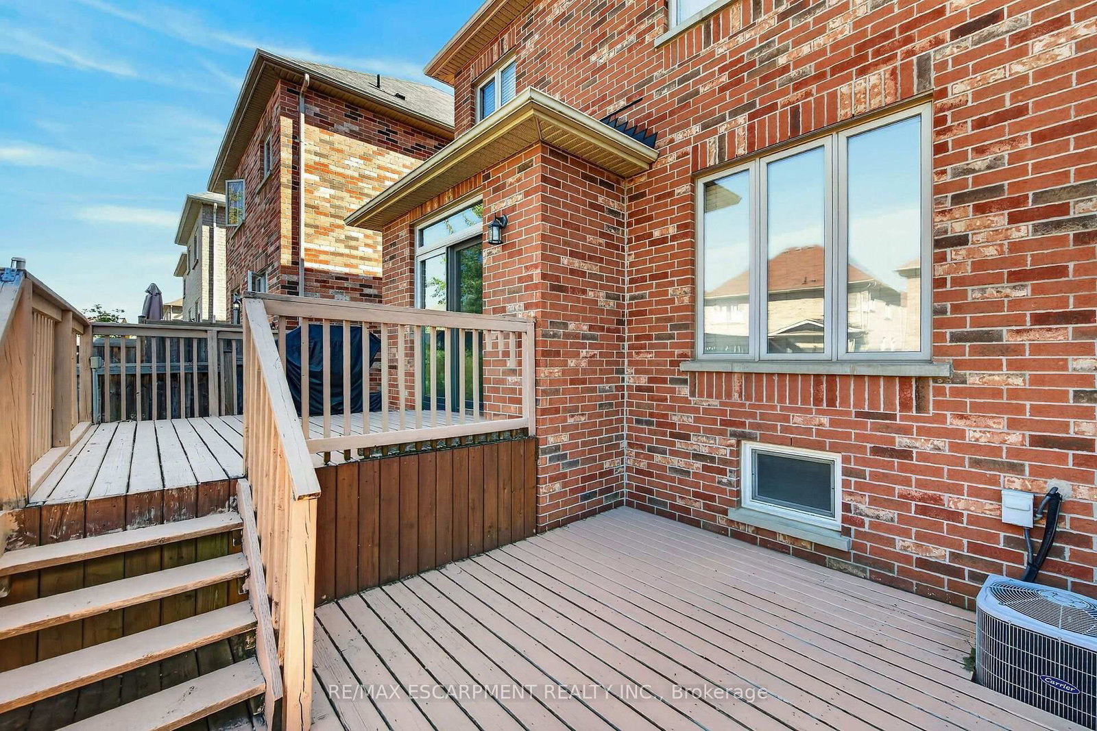 44 Matteo Trail • Hamilton, ON photo 42