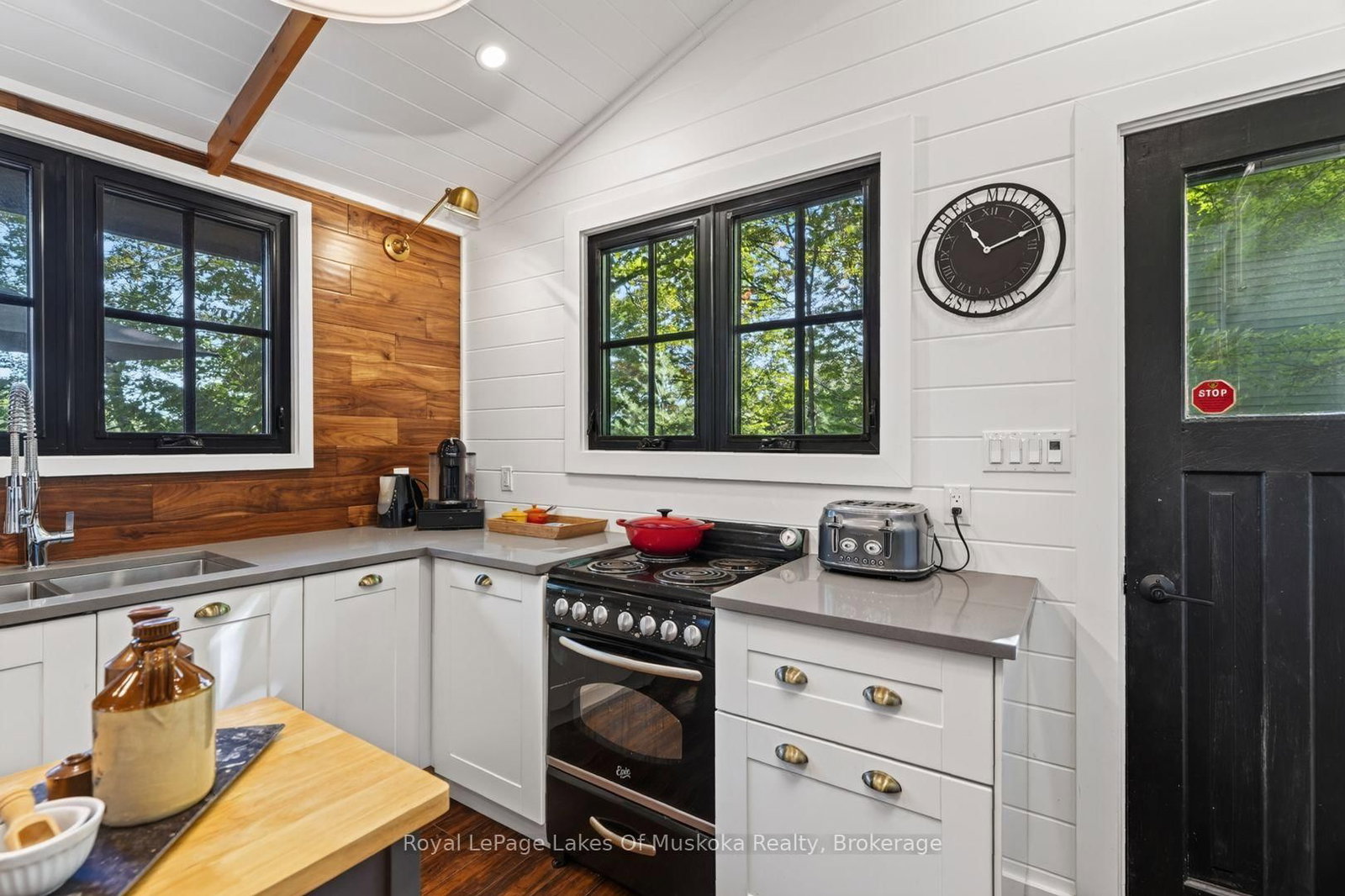 1-1216 Shea Road • Muskoka Lakes, ON photo 14