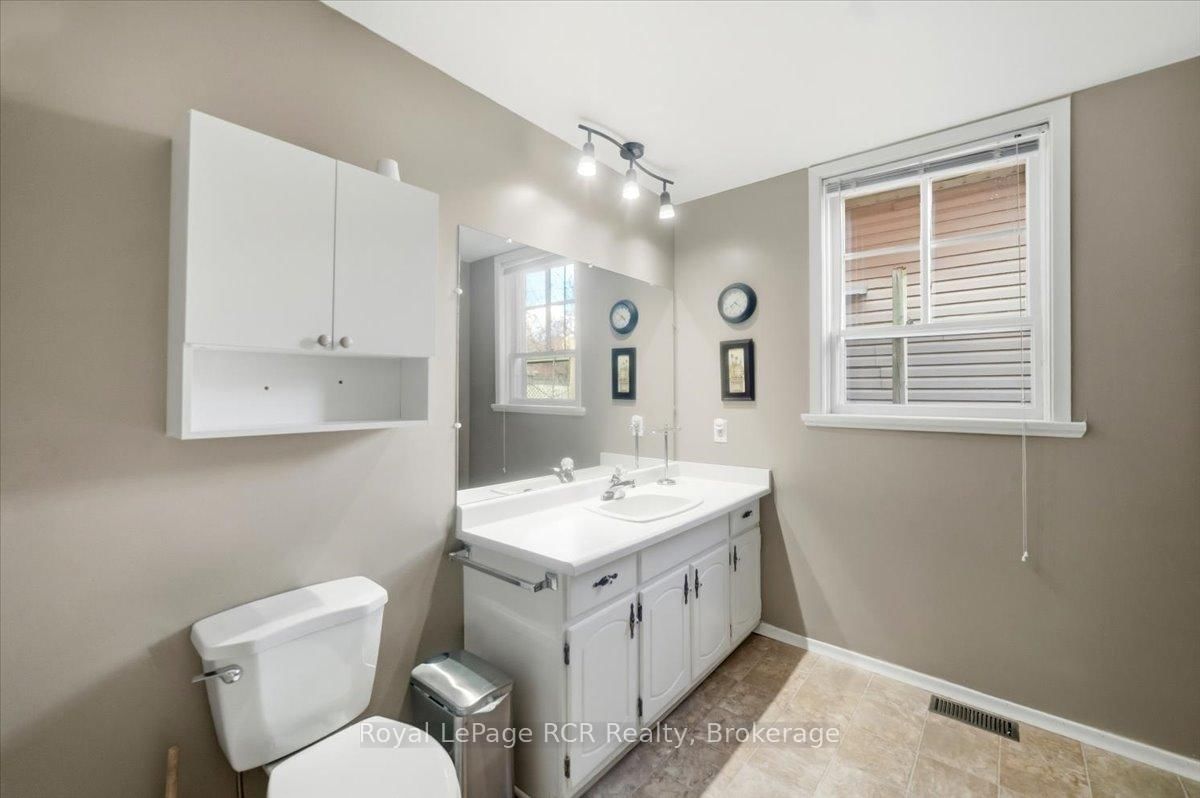 271 7th Street E • Owen Sound, ON photo 14