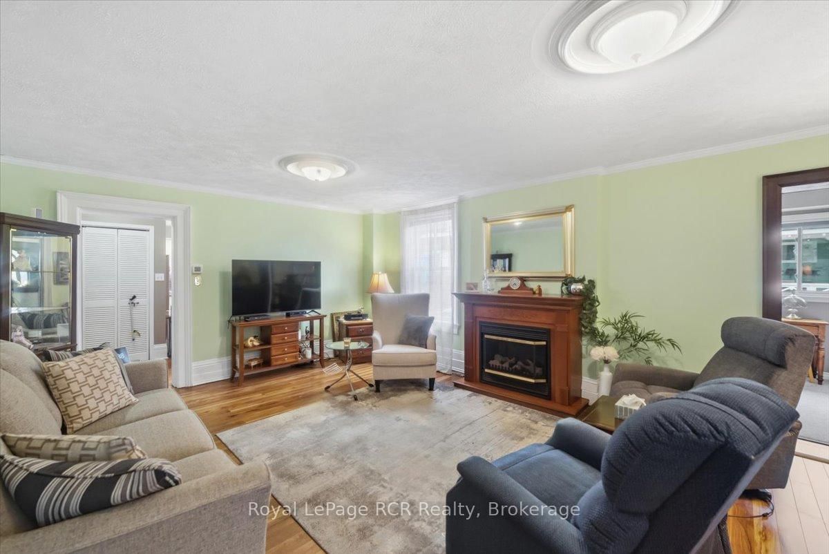 271 7th Street E • Owen Sound, ON photo 6