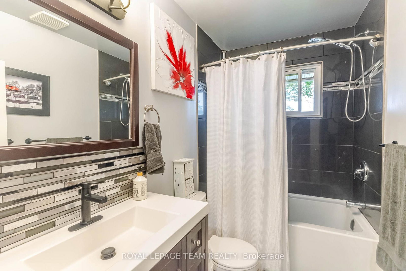 107 Peacock Crescent • Almonte, ON photo 19