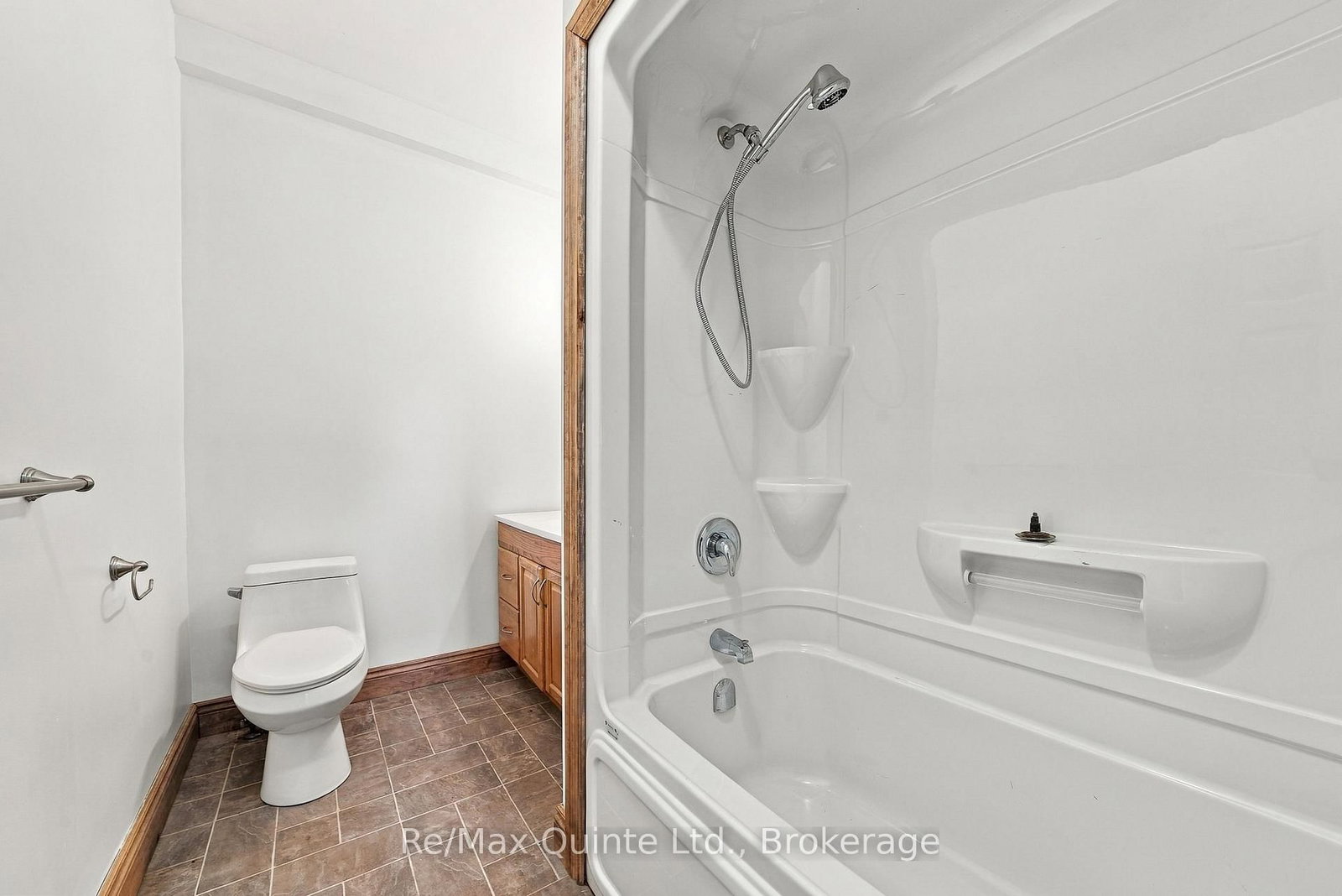 1128 Island Road • Madoc, ON photo 18