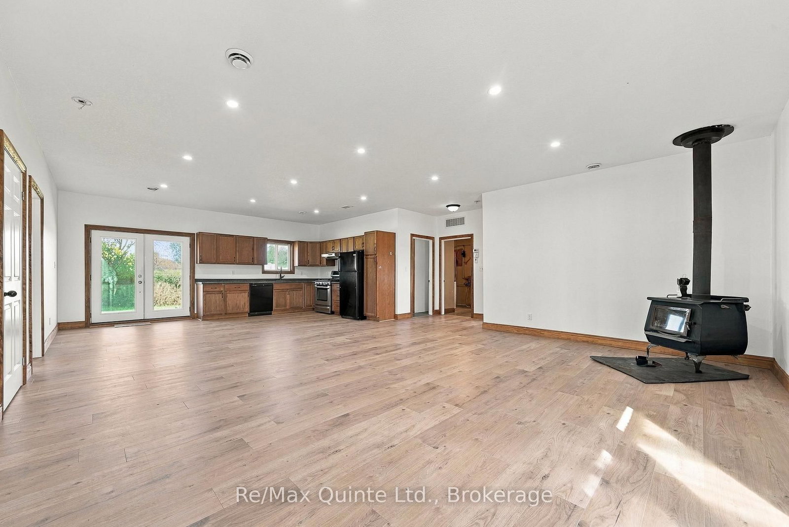 1128 Island Road • Madoc, ON photo 9