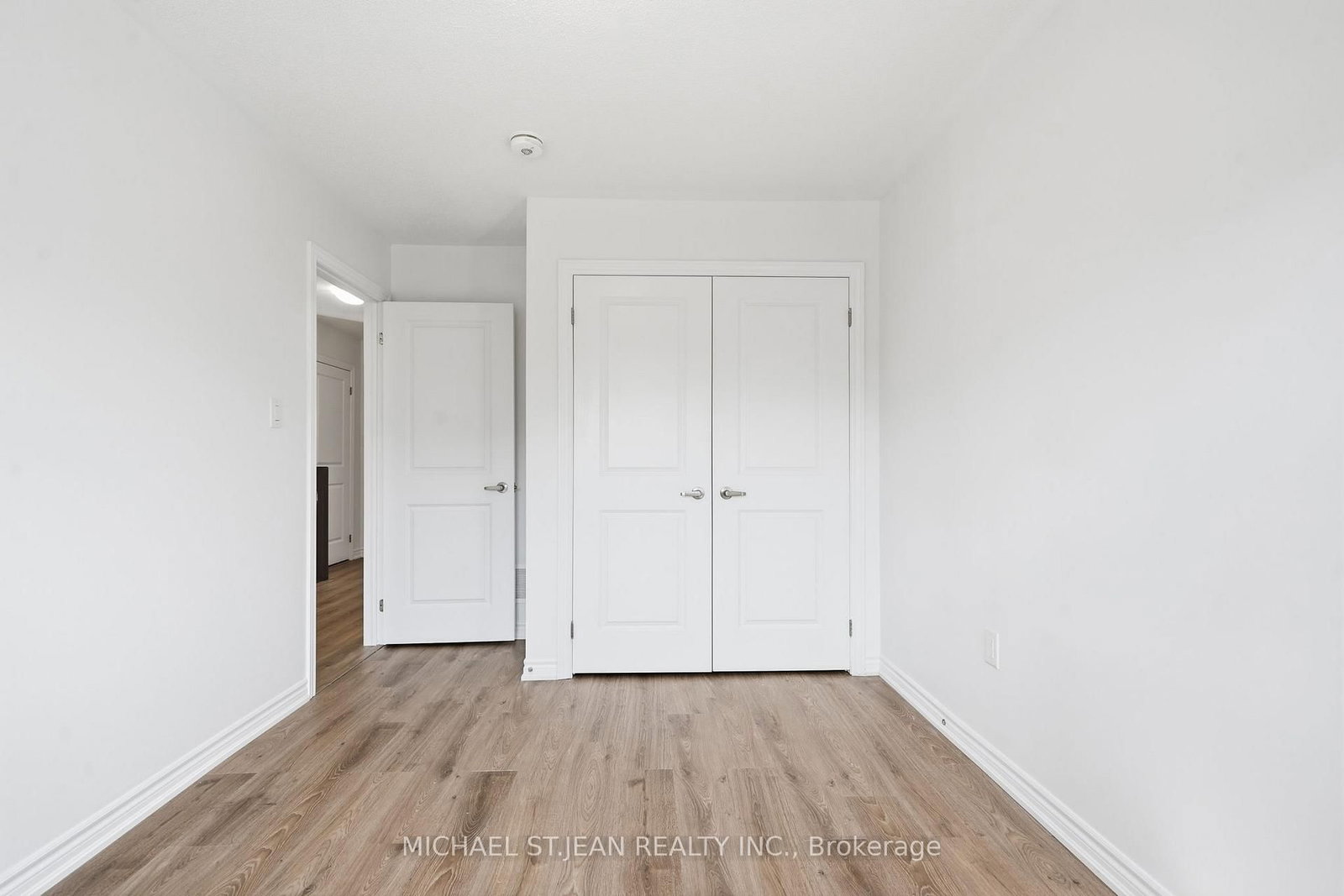 20 Admiral Road • Welland, ON photo 24