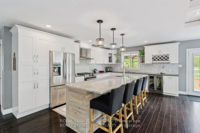 5240 Marcel Crescent • Niagara Falls, ON photo 9