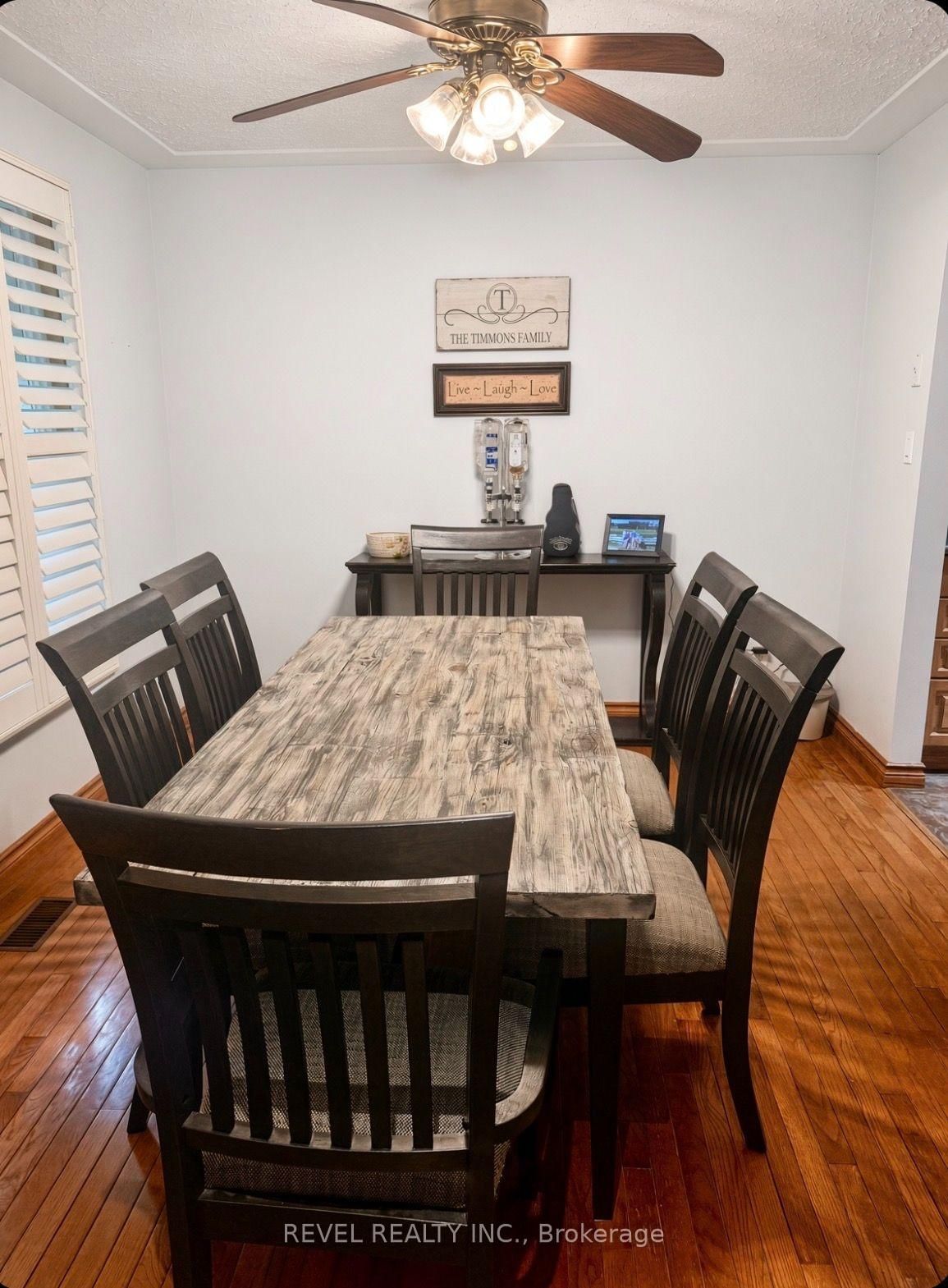 54 Lysanda Avenue • London South, ON photo 5