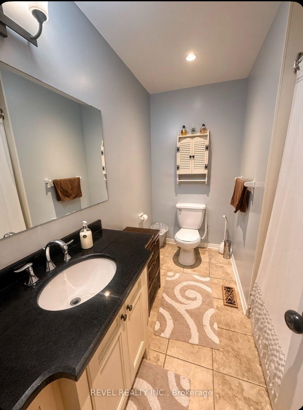 54 Lysanda Avenue • London South, ON photo 6