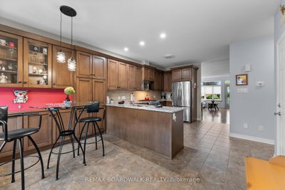 12 Royalty Way • North Grenville, ON photo 6