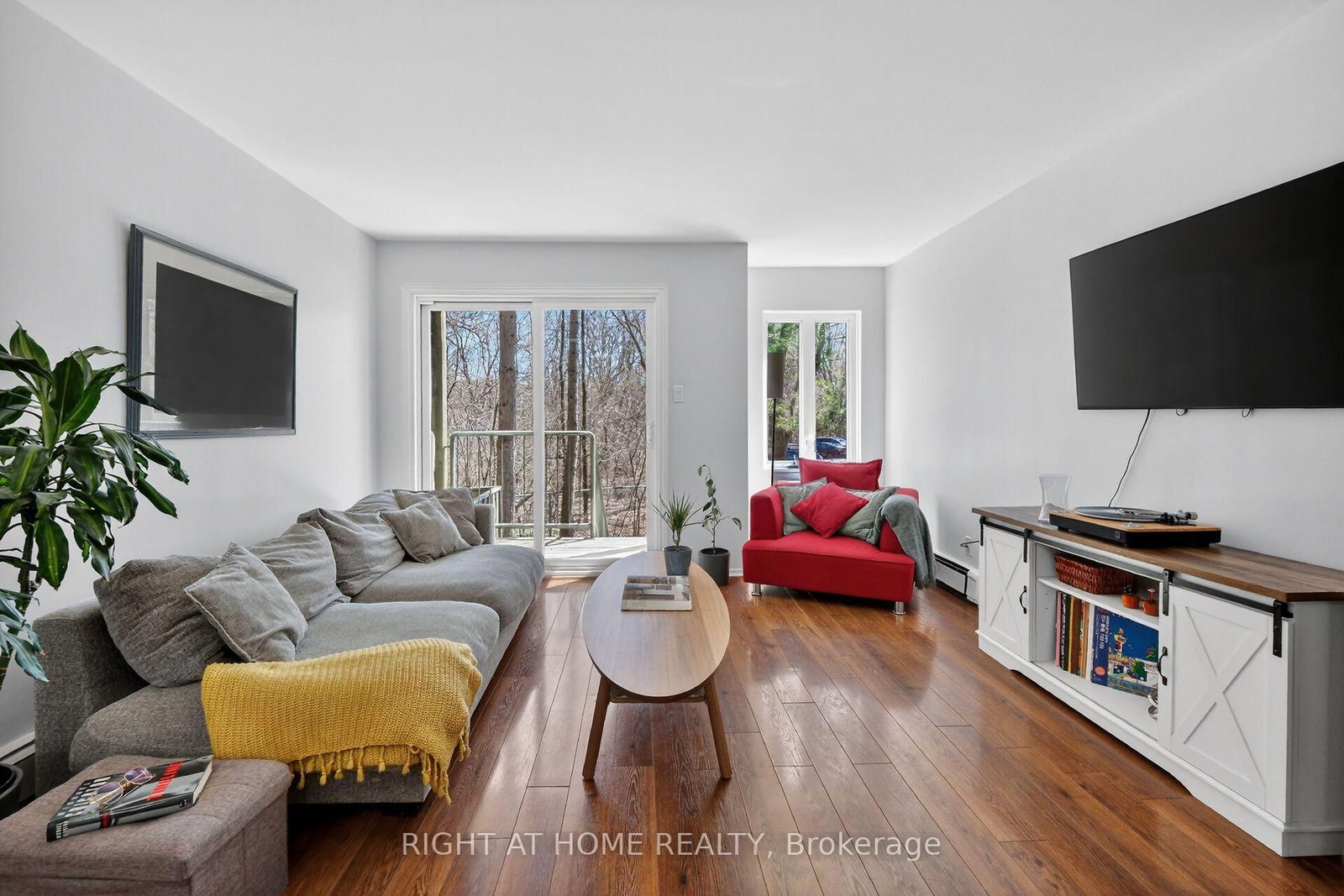43 Crispin Private • Ottawa, ON photo 15