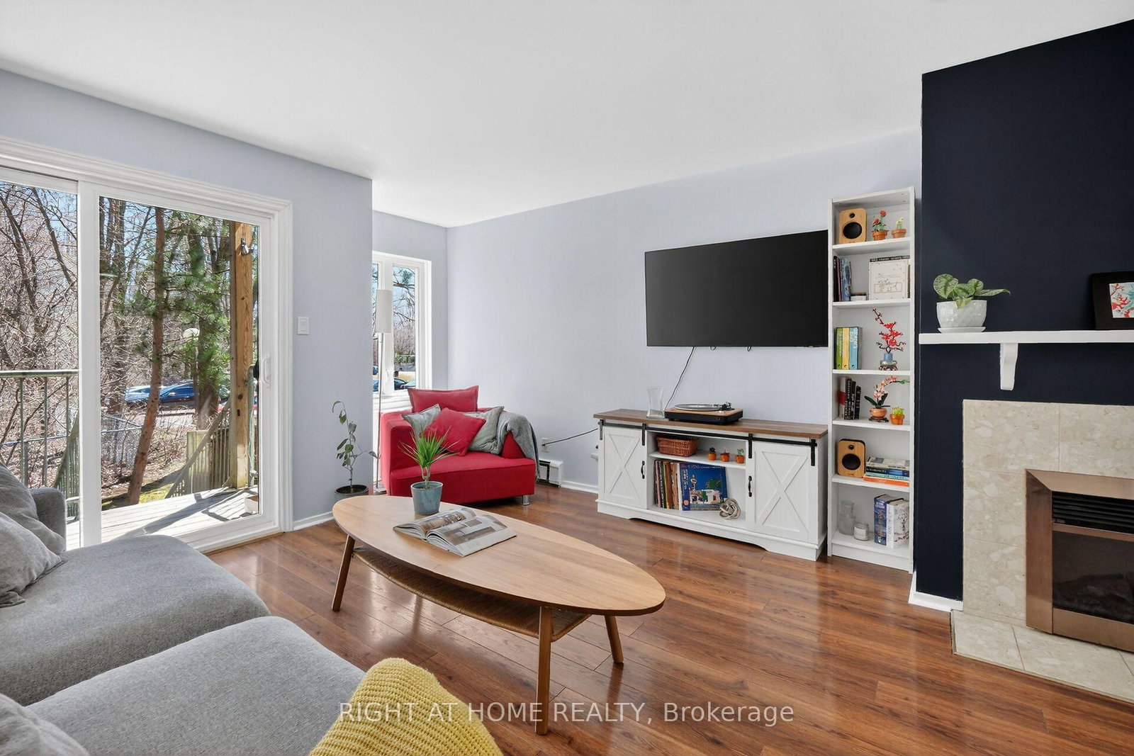 43 Crispin Private • Ottawa, ON photo 16