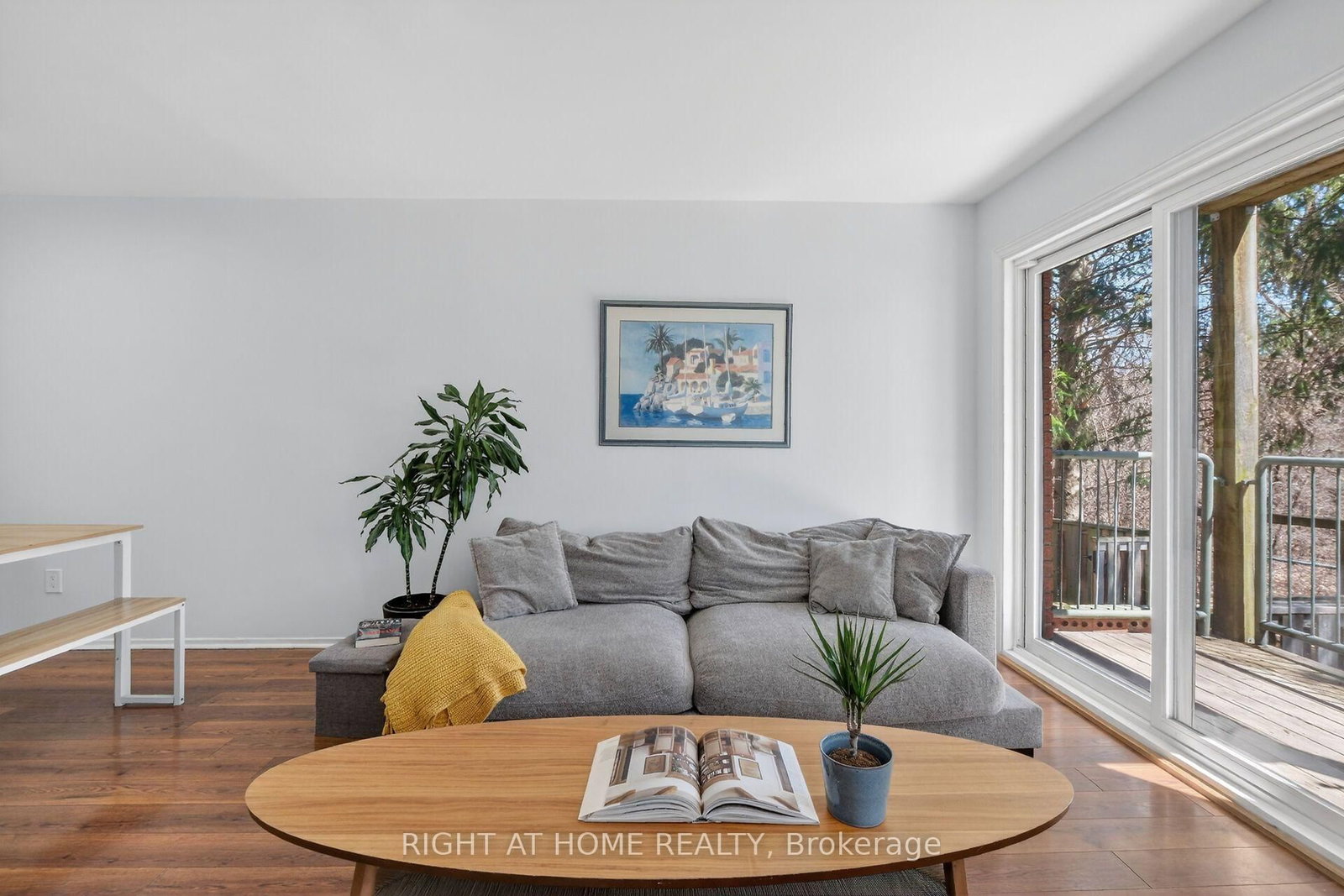 43 Crispin Private • Ottawa, ON photo 17