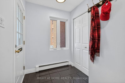 43 Crispin Private • Ottawa, ON photo 2