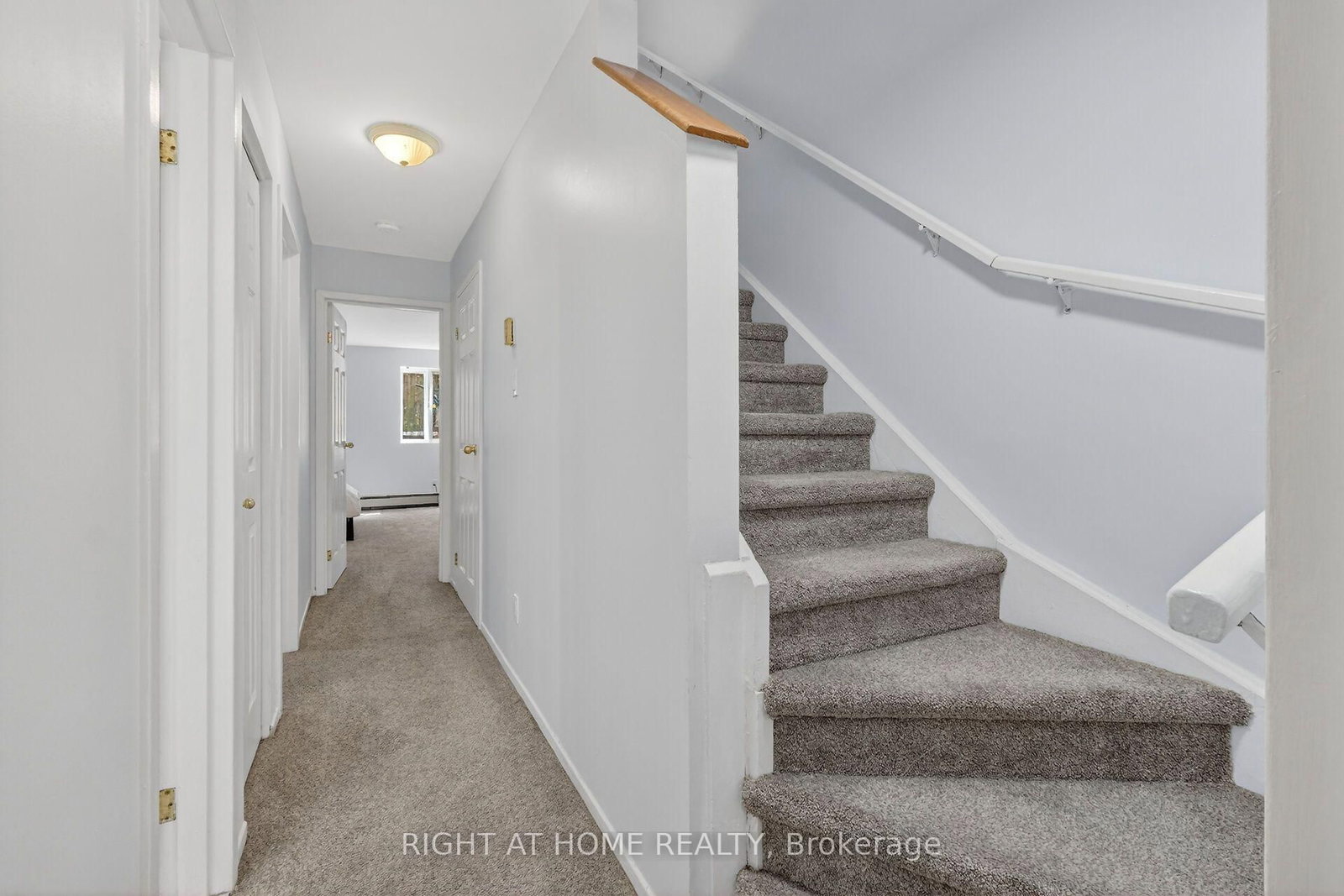 43 Crispin Private • Ottawa, ON photo 26