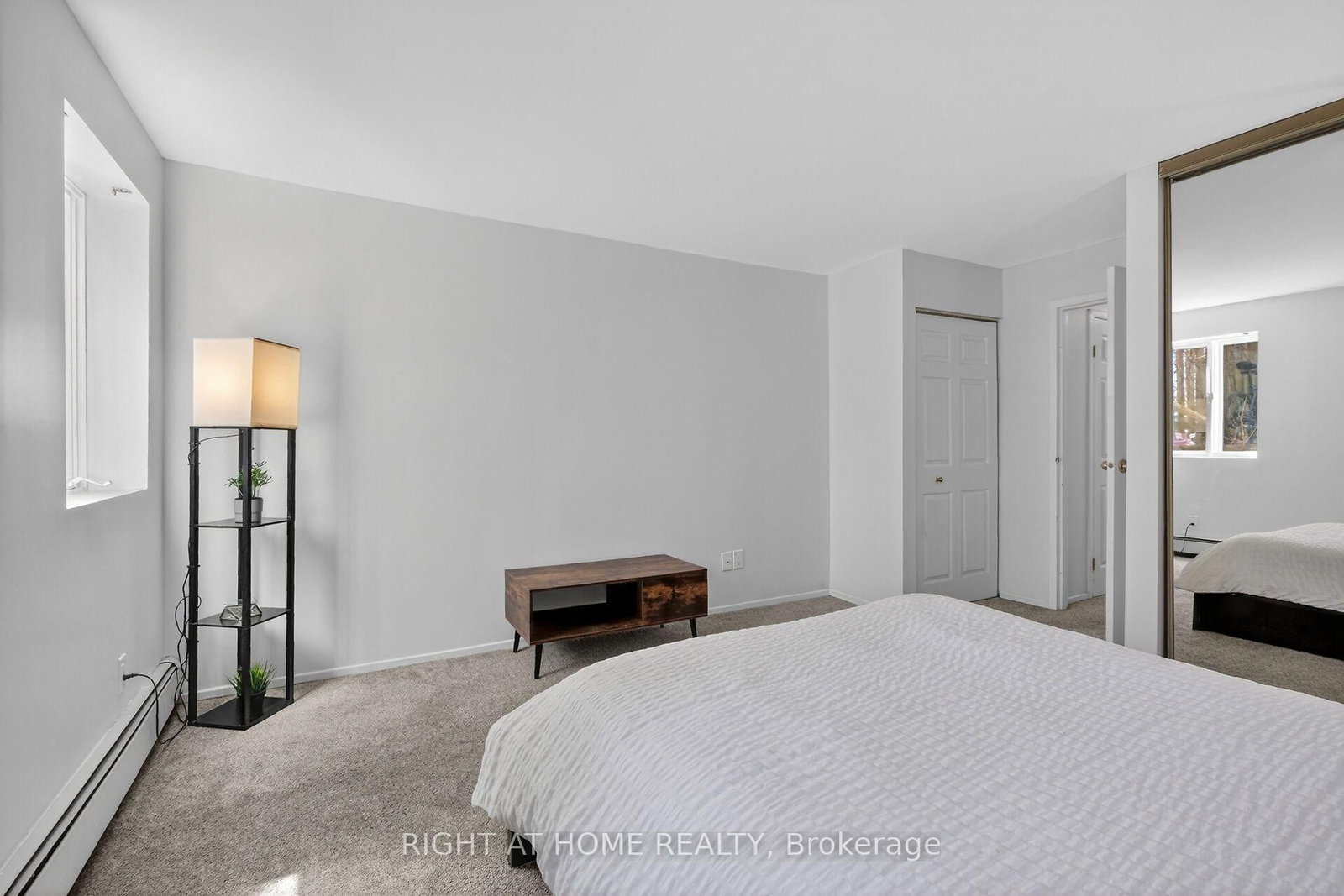 43 Crispin Private • Ottawa, ON photo 39