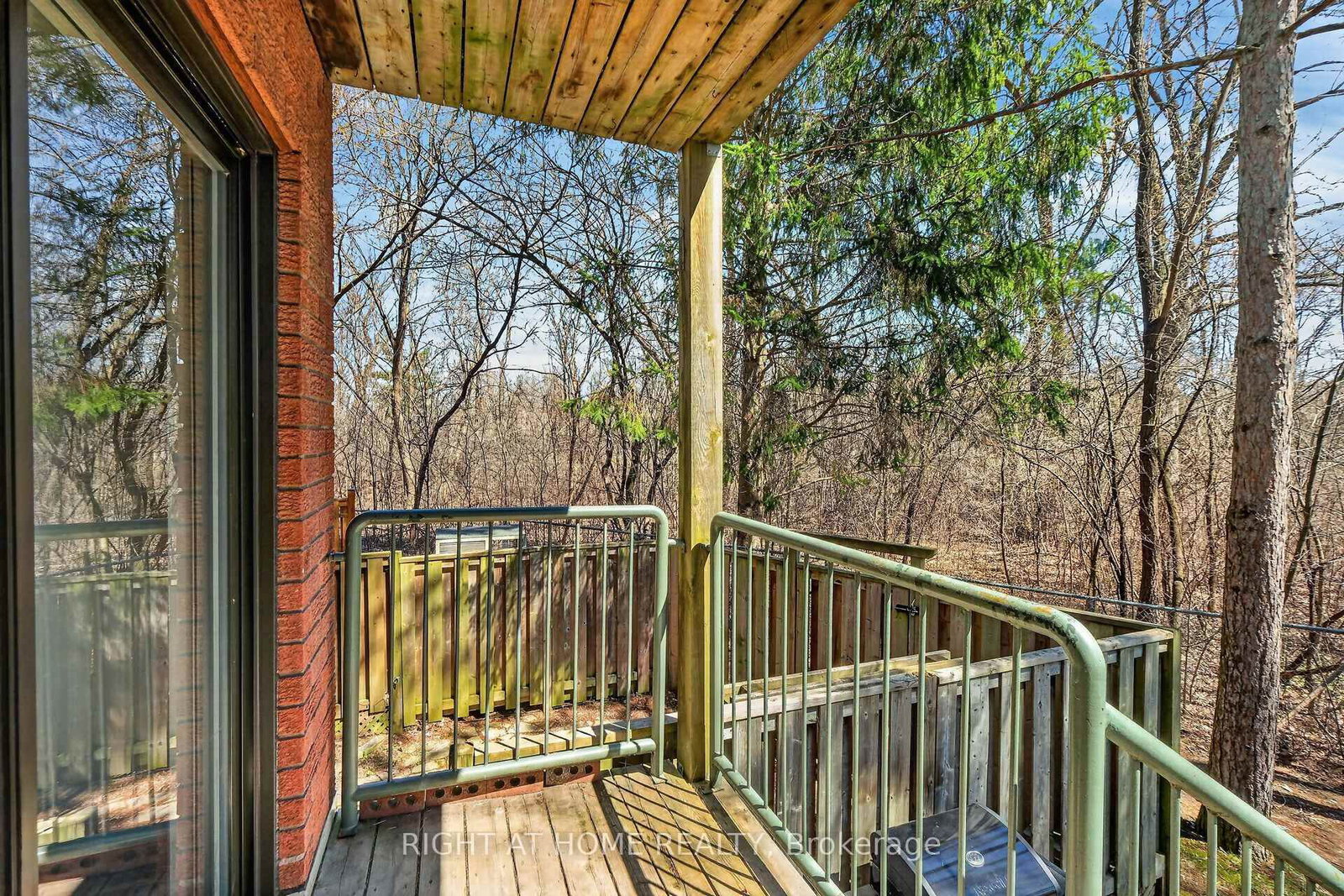 43 Crispin Private • Ottawa, ON photo 42