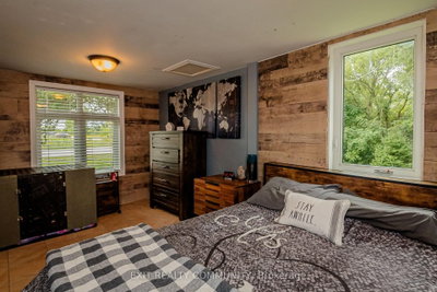 22530 Coldstream Road • Middlesex Centre, ON photo 5