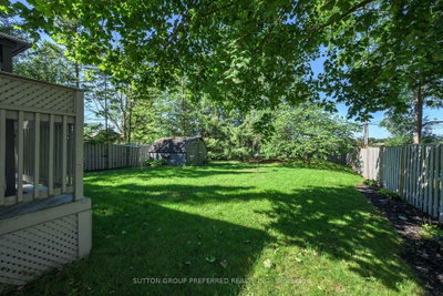 1035 Dearness Drive • London South, ON photo 5