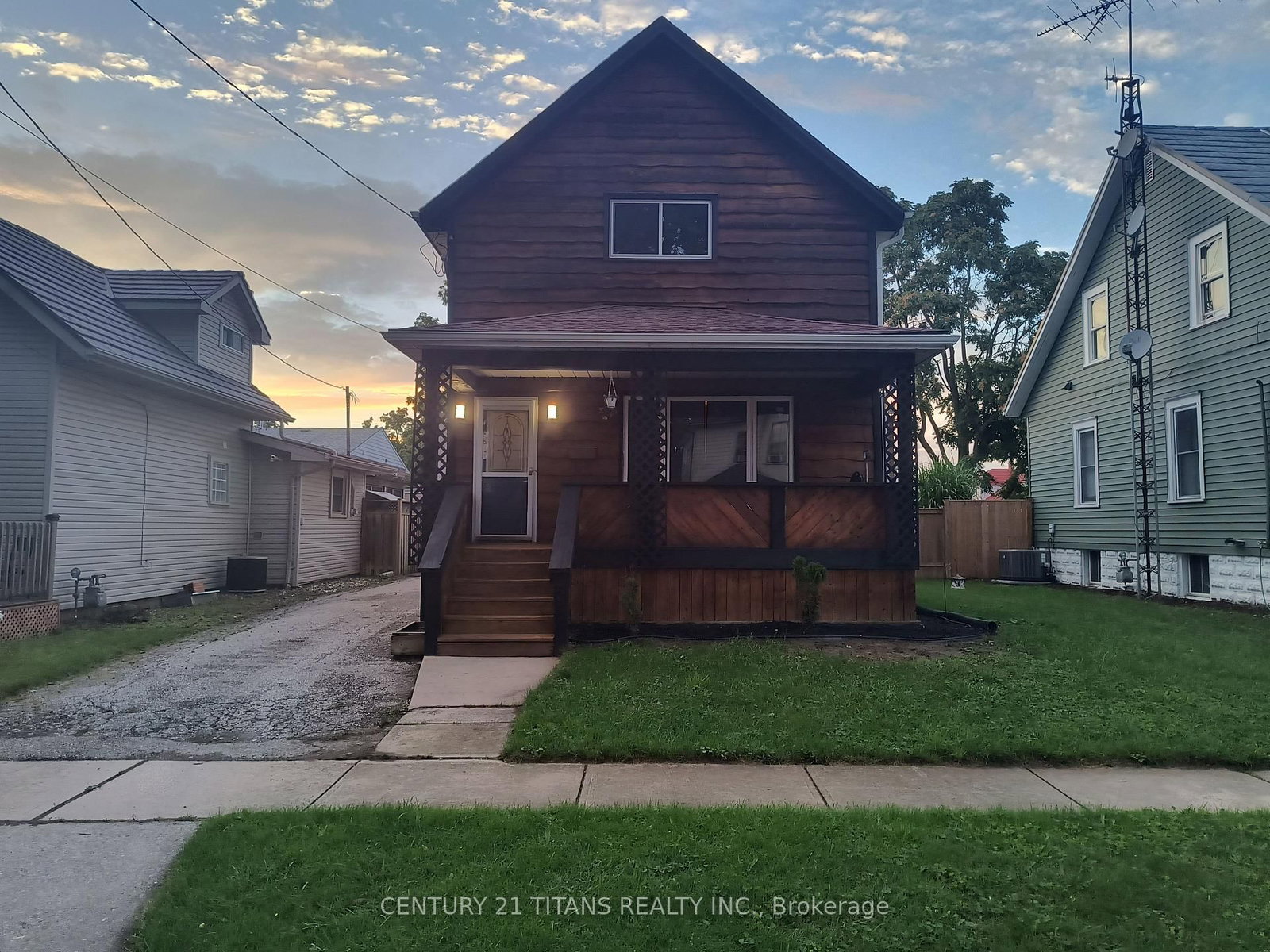 5 Poplar Street • Chatham-Kent, ON photo 2
