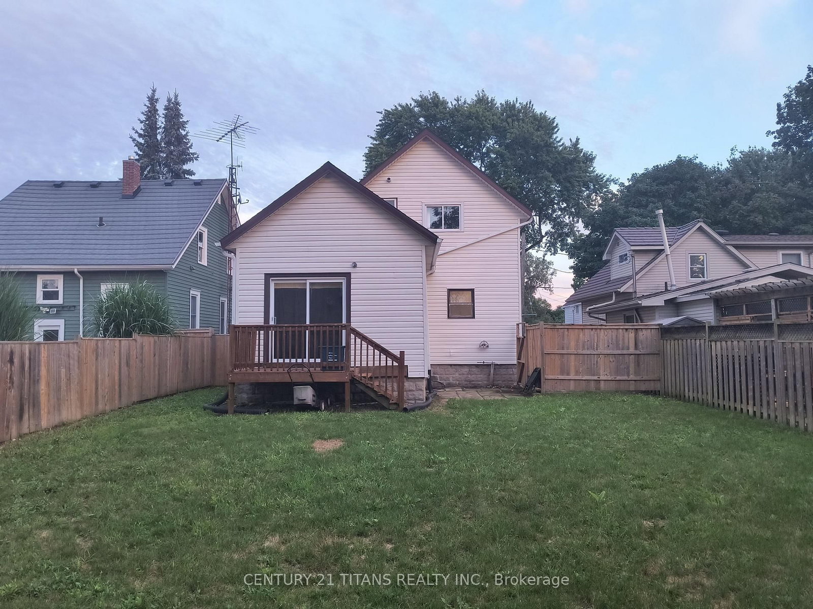 5 Poplar Street • Chatham-Kent, ON photo 22