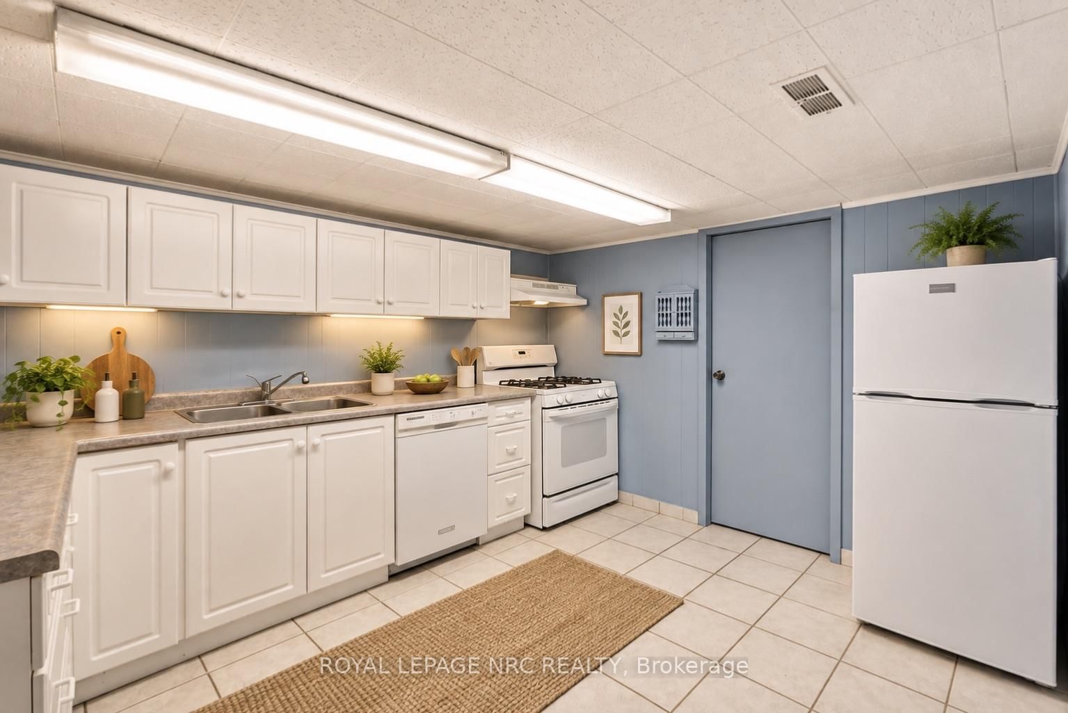 6771 Argyll Court • Niagara Falls, ON photo 24