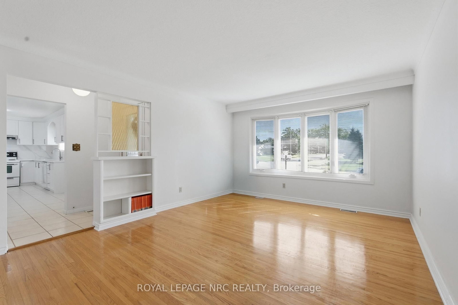 6771 Argyll Court • Niagara Falls, ON photo 9
