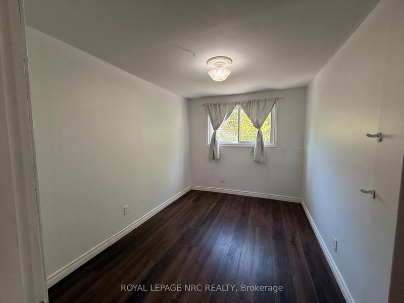 Main level - 8200 WOODBINE Street
