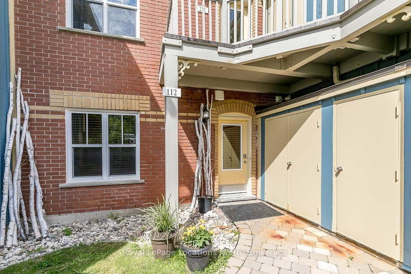 112 - 184 SNOWBRIDGE Way