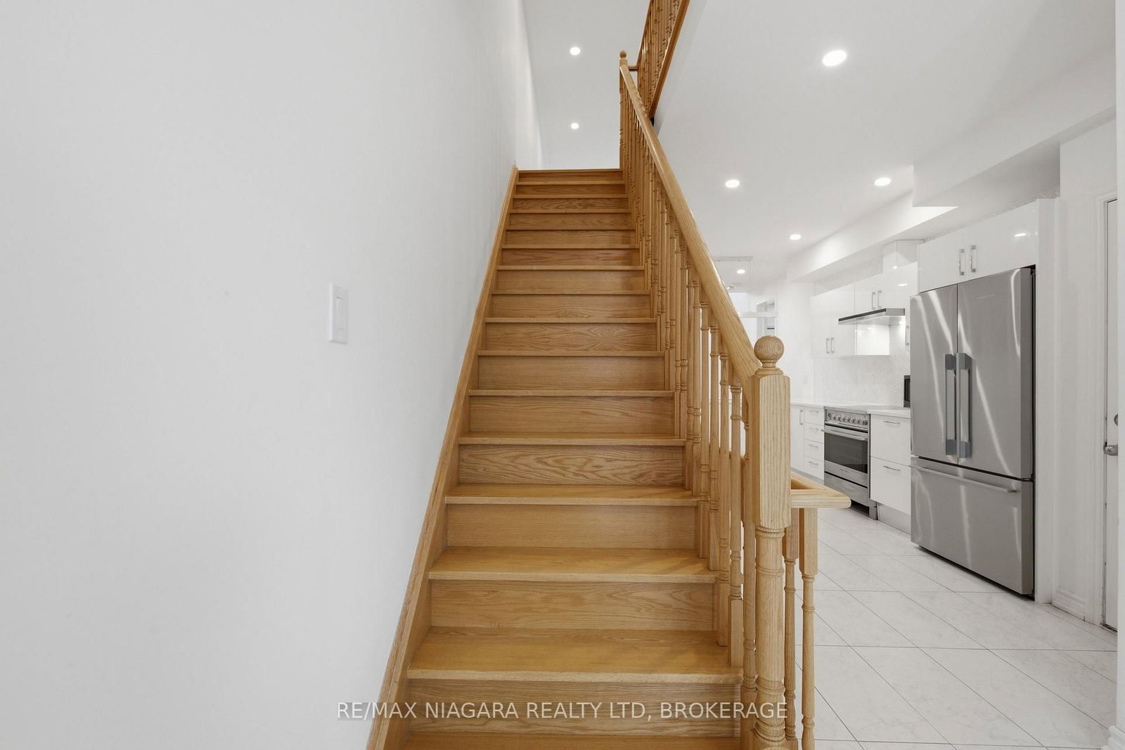 12 George Manor • Niagara-on-the-Lake, ON photo 18