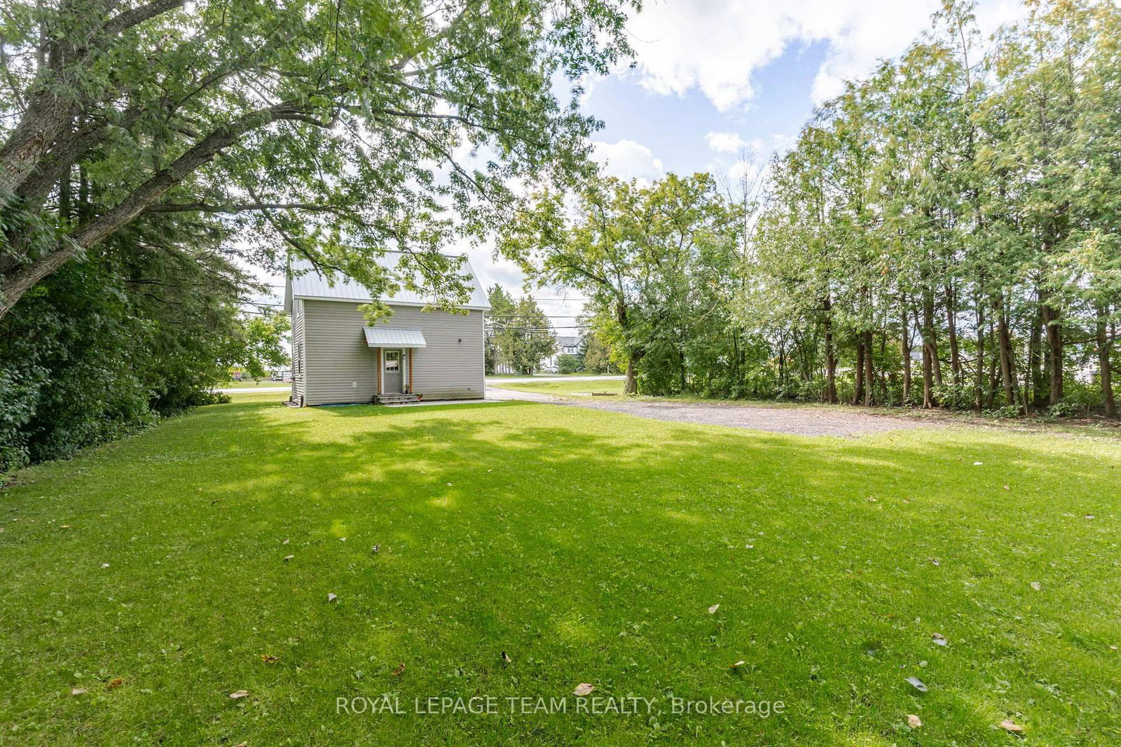456 Almonte Street • Almonte, ON photo 19