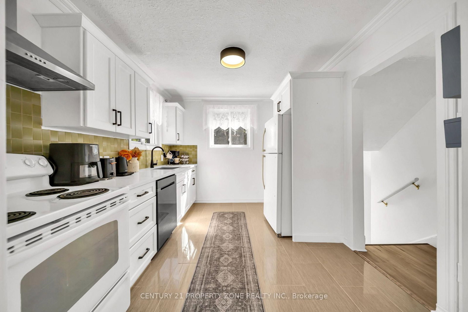 5977 Saint Marys Street • Niagara Falls, ON photo 11