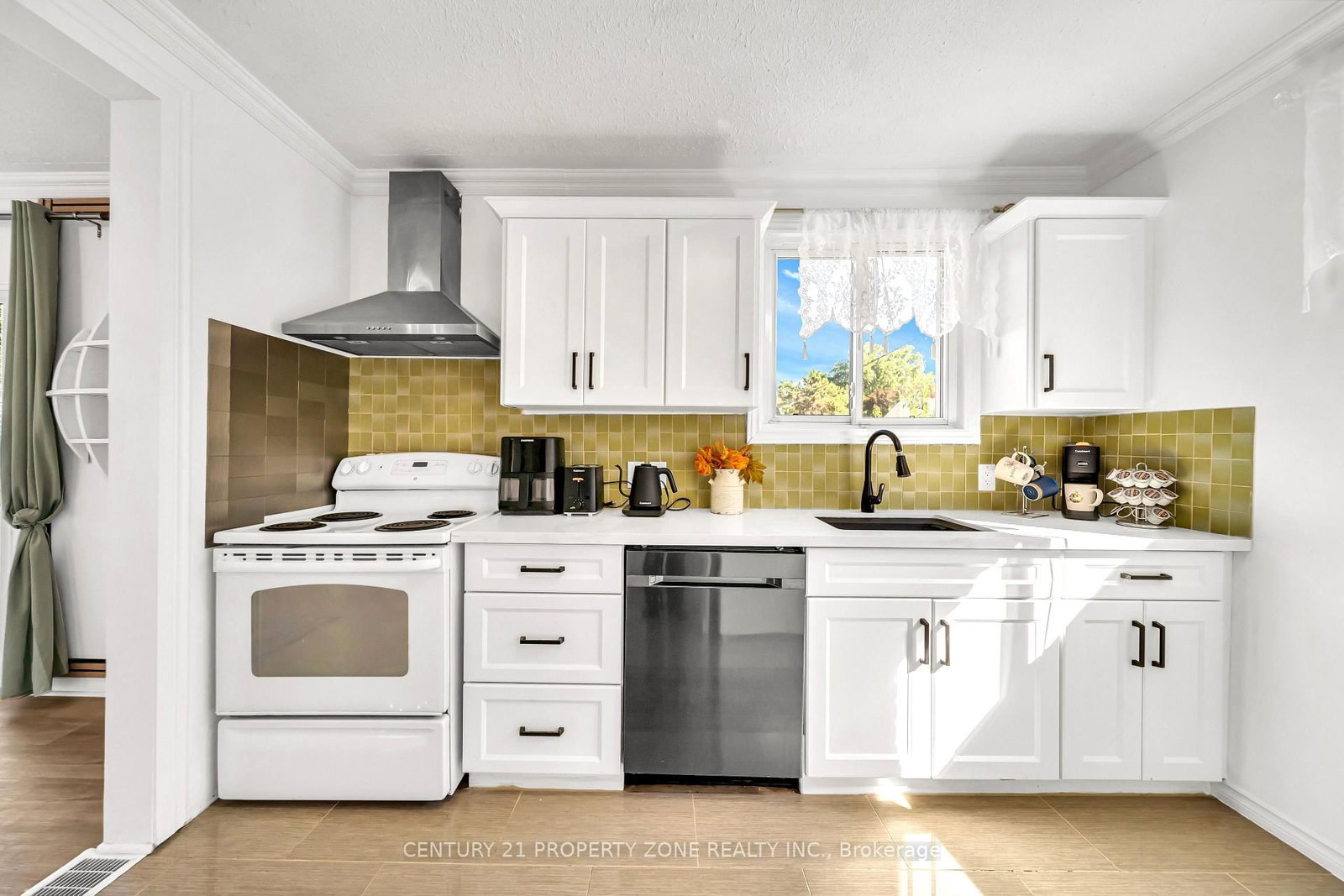 5977 Saint Marys Street • Niagara Falls, ON photo 14