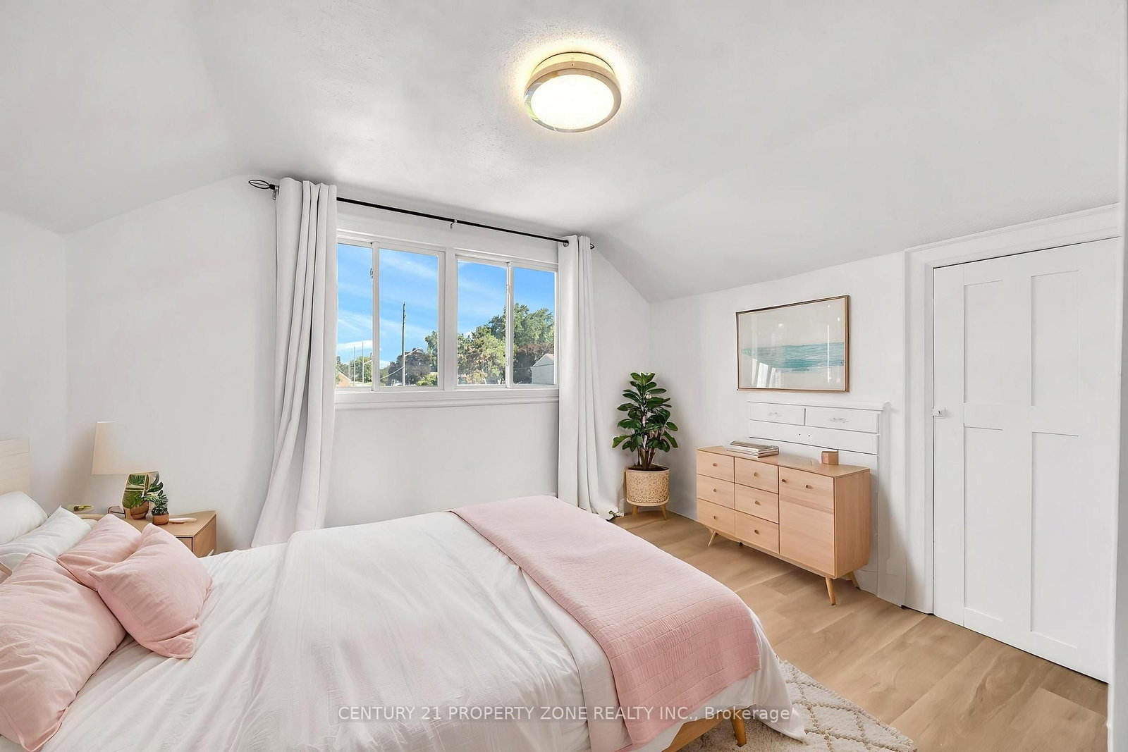 5977 Saint Marys Street • Niagara Falls, ON photo 20