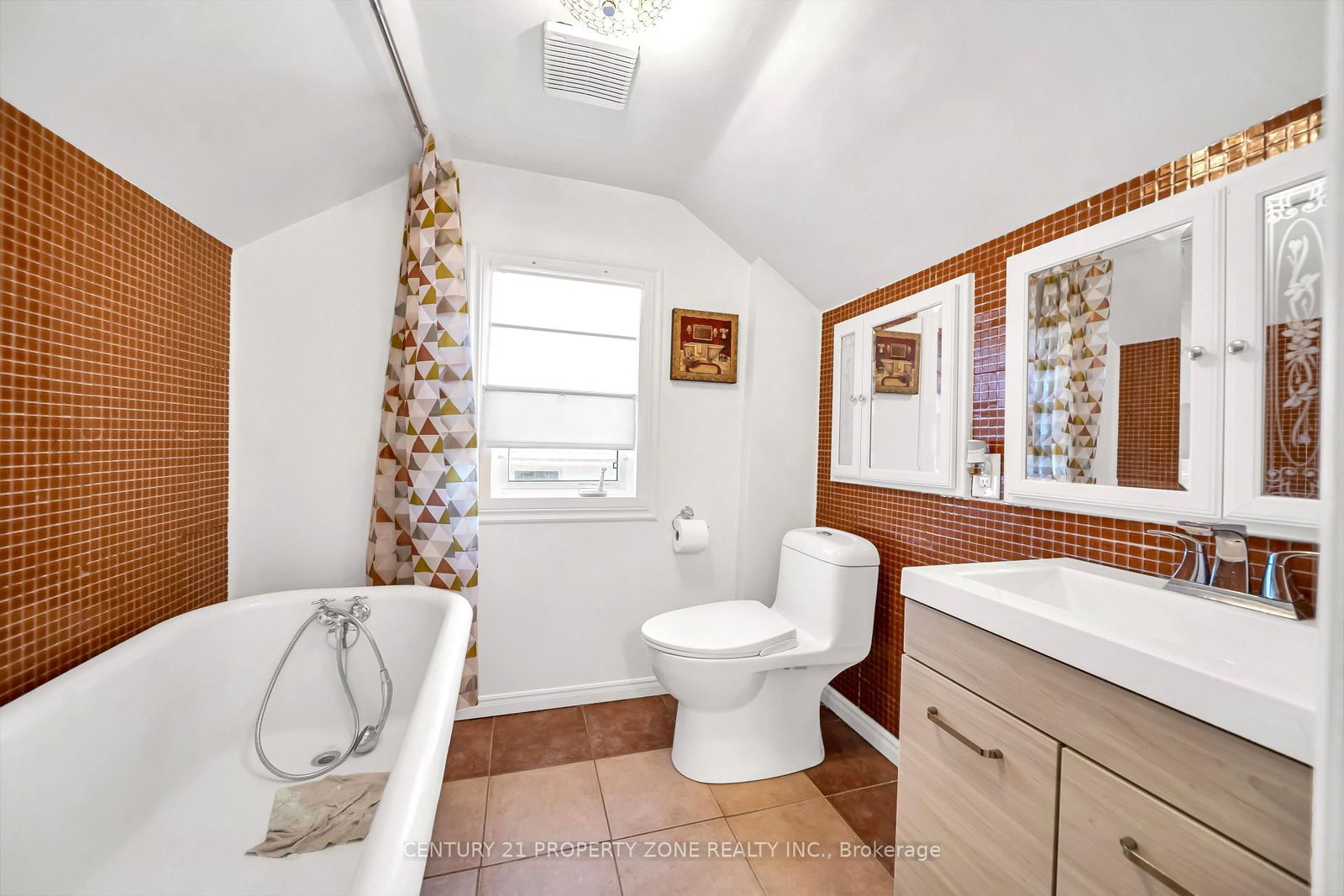 5977 Saint Marys Street • Niagara Falls, ON photo 21