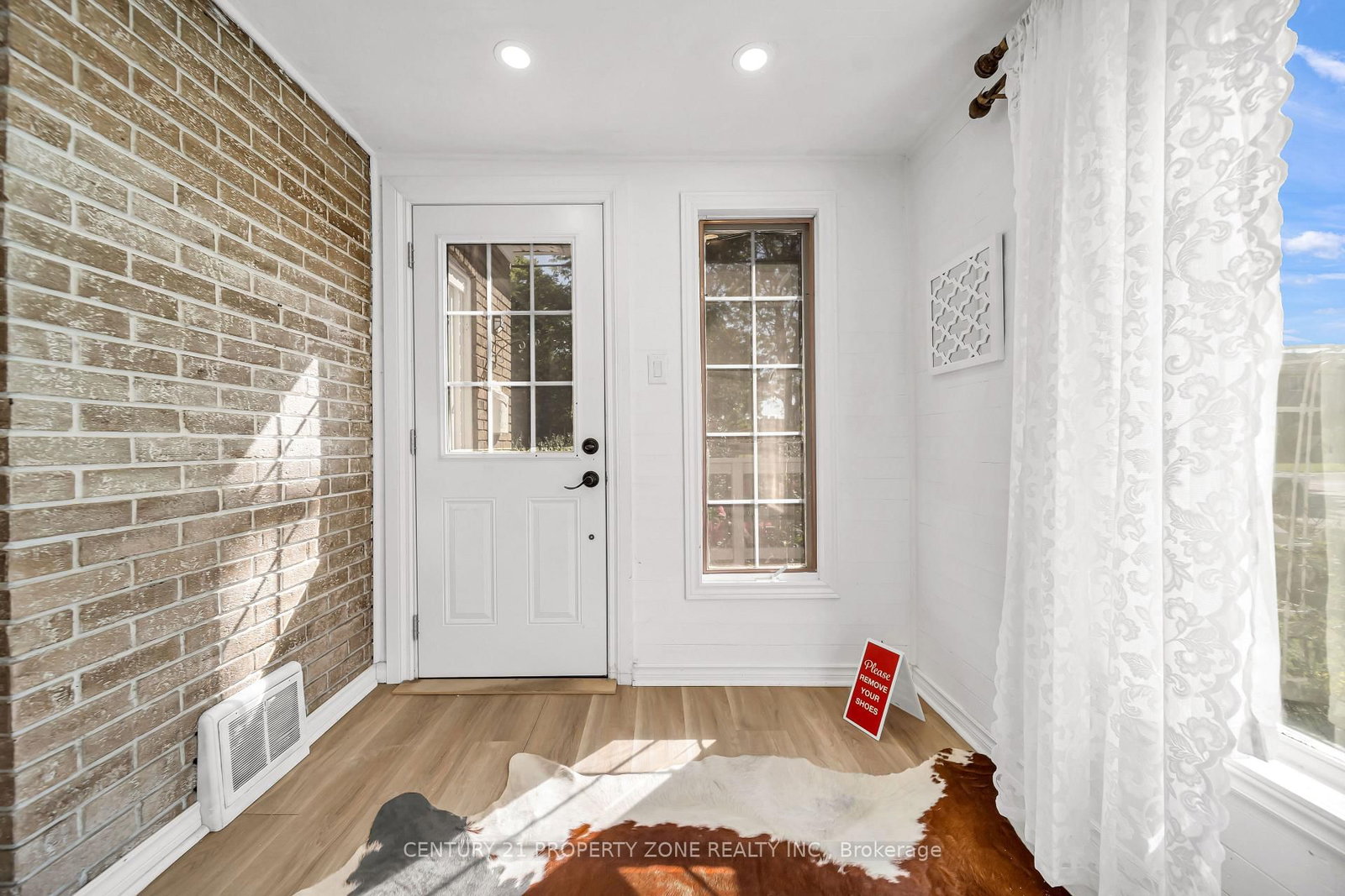 5977 Saint Marys Street • Niagara Falls, ON photo 6