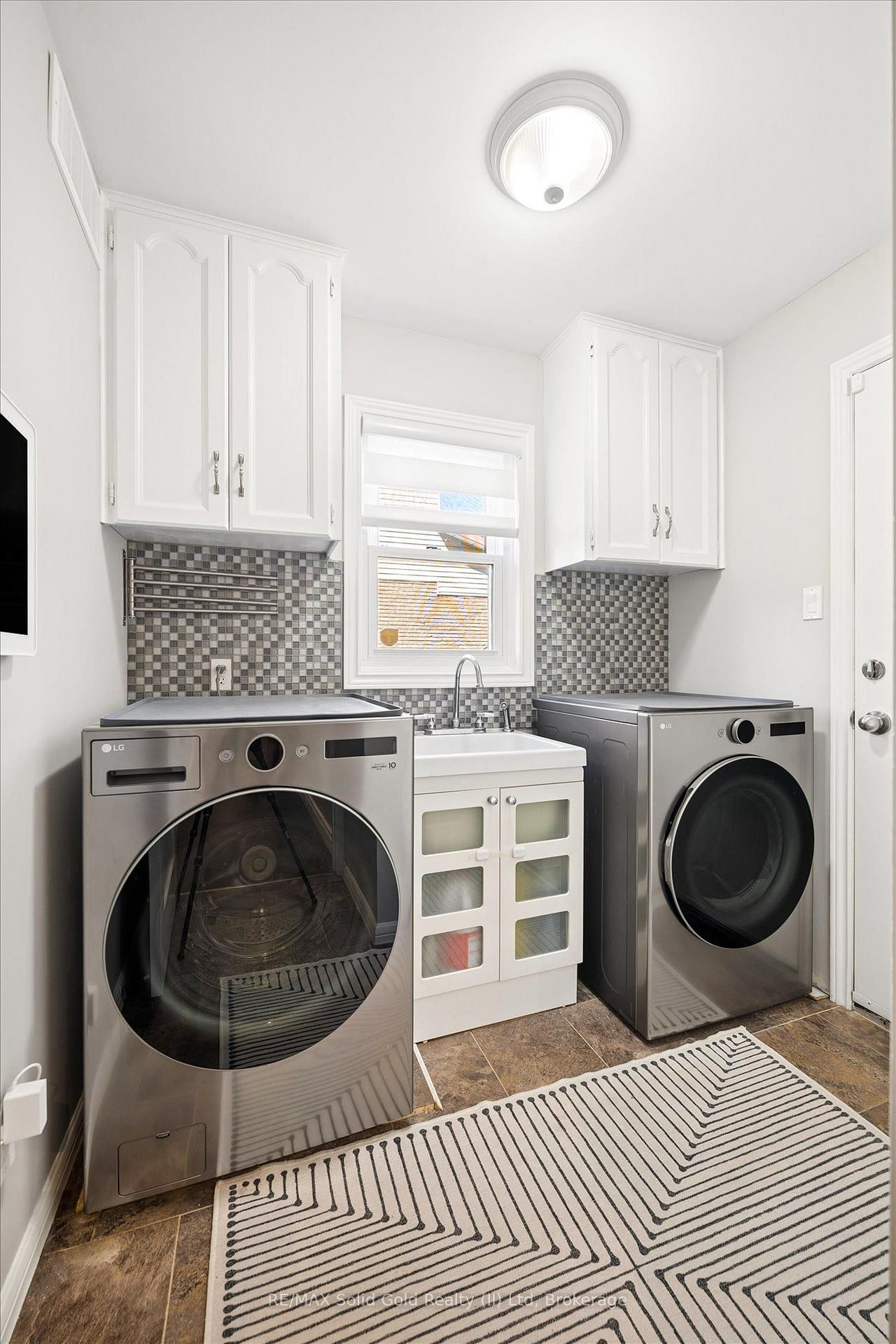 315 Crimson Crescent • Waterloo, ON photo 16
