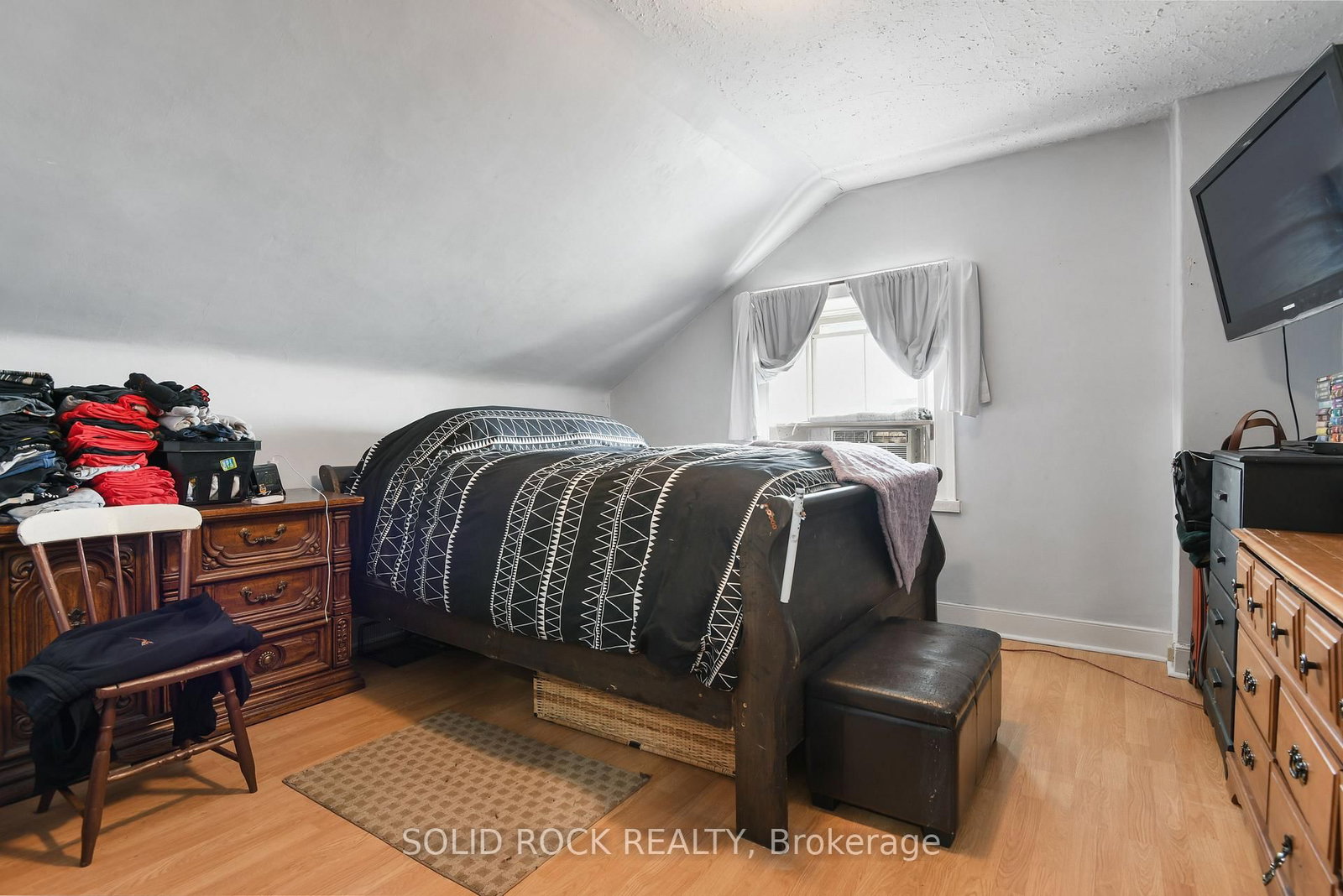 28 Wilson Street W • Perth, ON photo 14