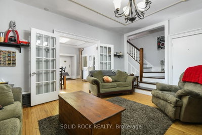 28 Wilson Street W • Perth, ON photo 6